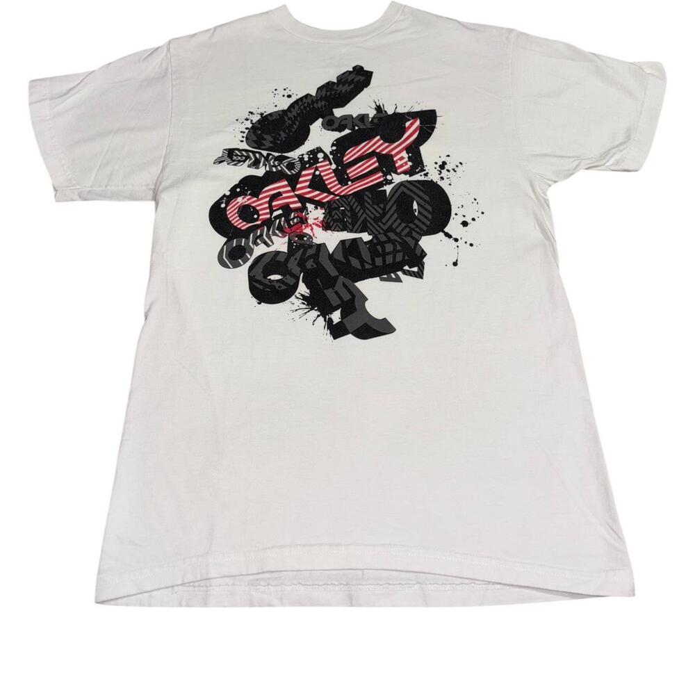 Oakley Men's White and Grey Tshirt